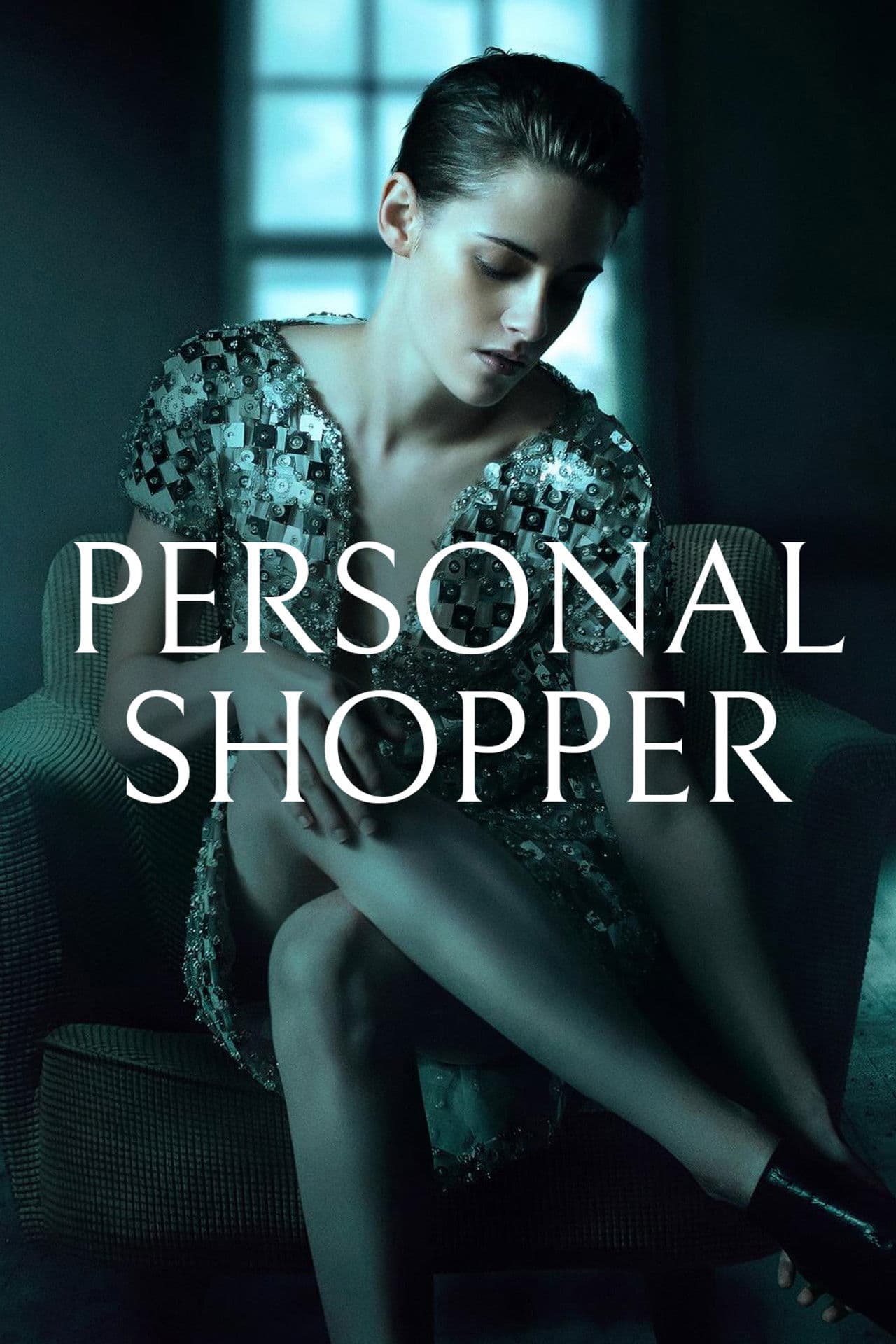 Personal Shopper preview 2