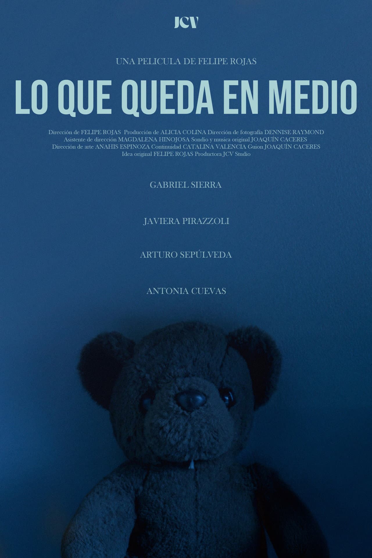 LO QUE QUEDA EN MEDIO preview 2